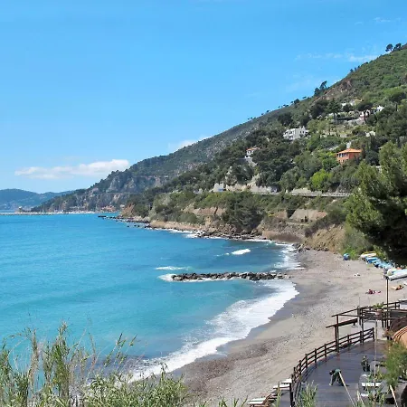Locazione Turistica Dafne - Aeg151 شقة ألبينغا